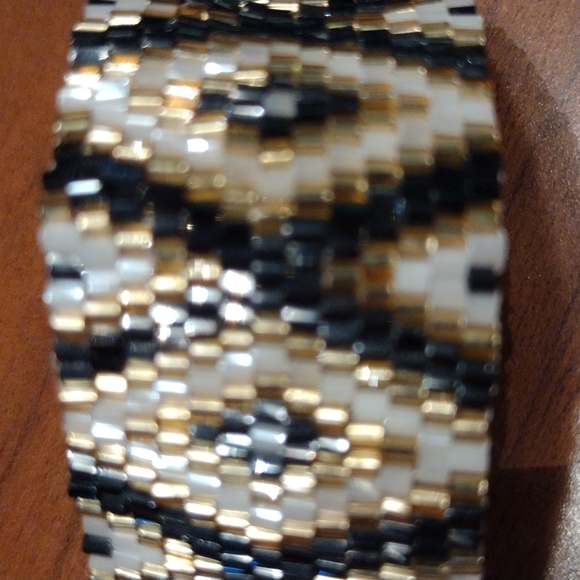 Alexa's Angels pull string Clasp bracelet. - Picture 8 of 9